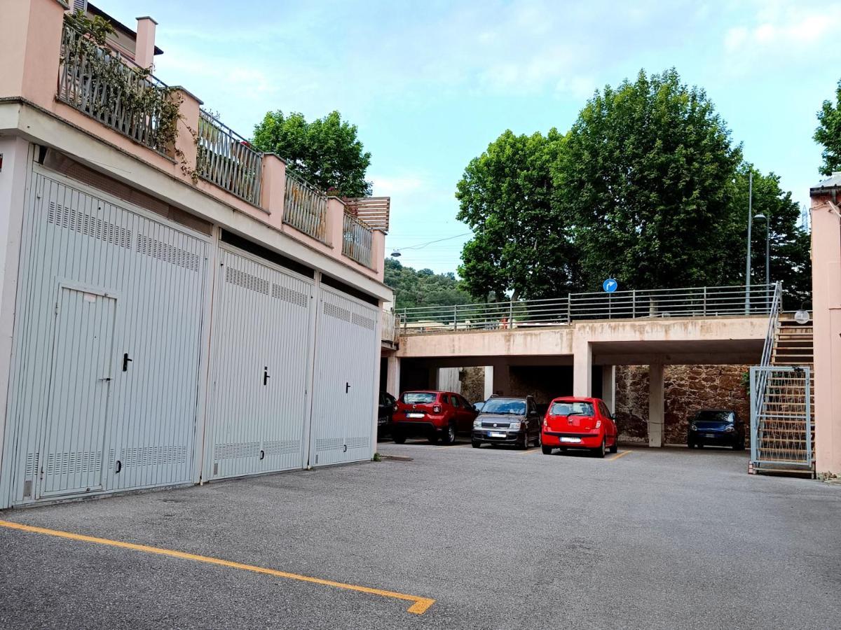 A Casa Di Pizz - Bilocale Con Posto Auto Apartment Savona Luaran gambar